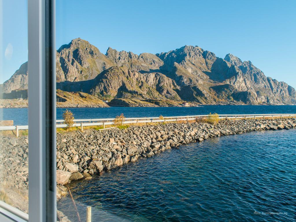 Fast Hotel Henningsvær Exterior foto